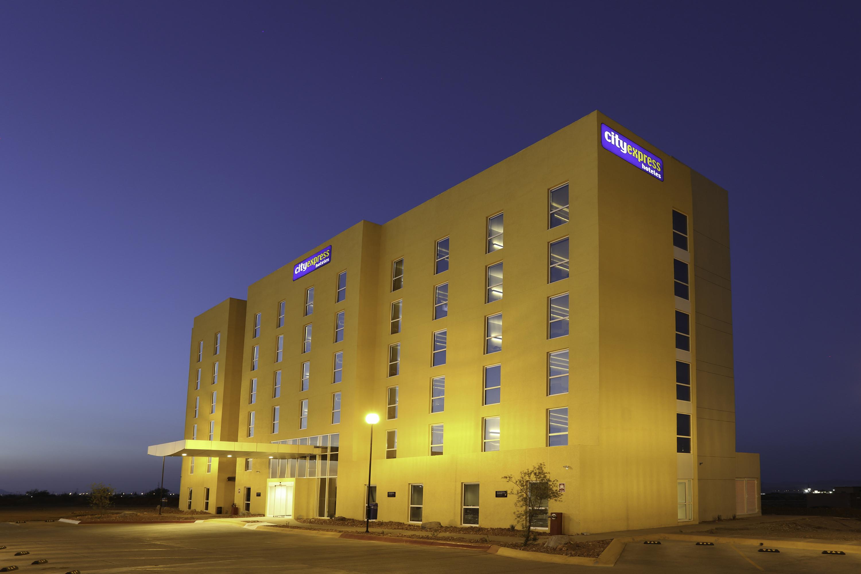 City Express By Marriott Cananea Екстер'єр фото